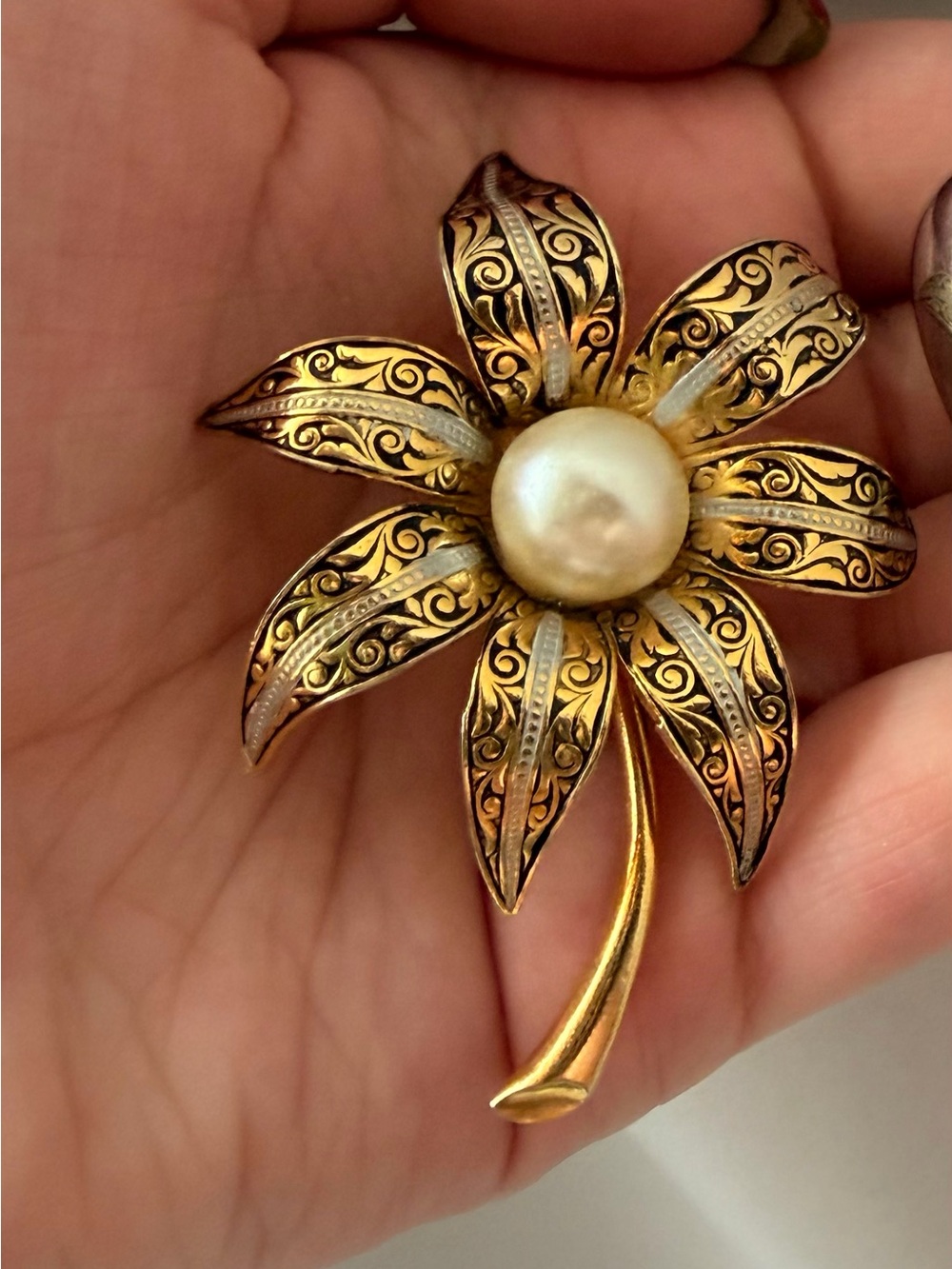 Vintage Spanish Damascene Flower Brooch